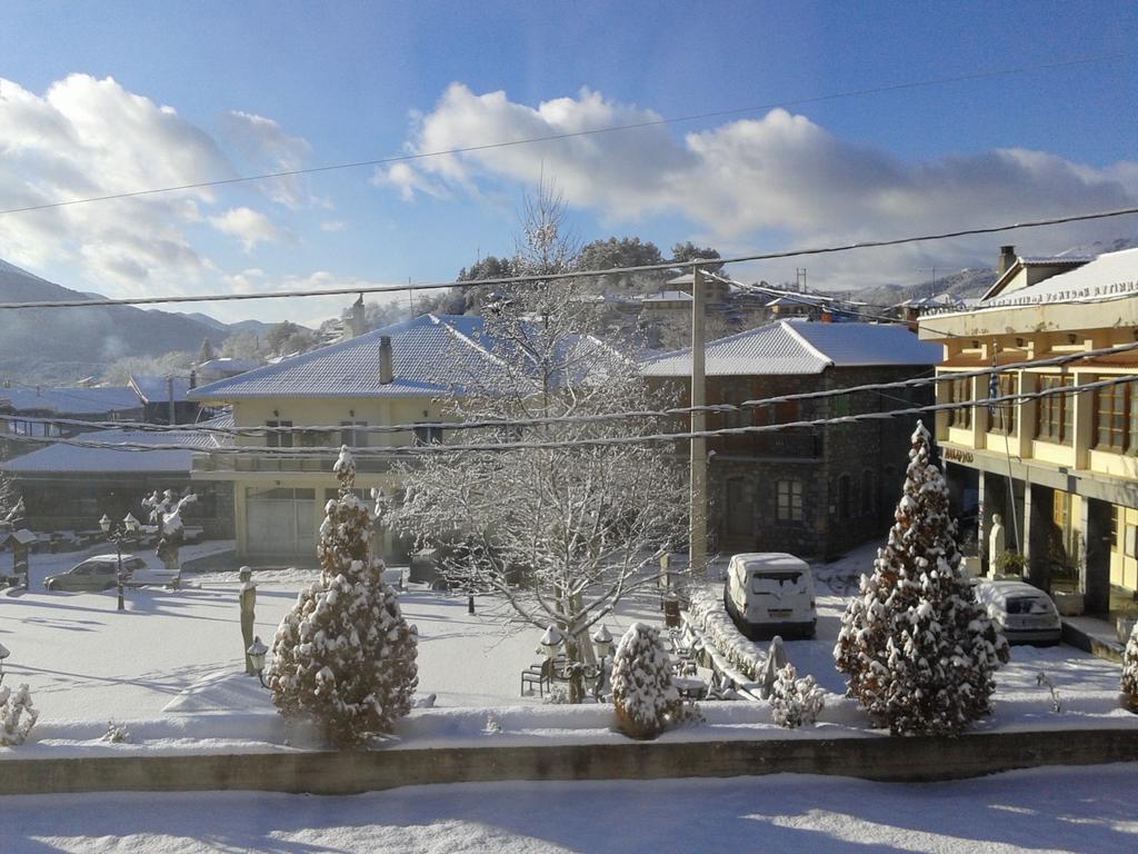 Zephyros Otel Vytina Dış mekan fotoğraf