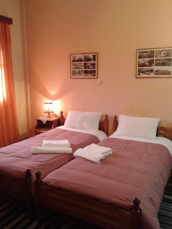 Zephyros Otel Vytina Dış mekan fotoğraf