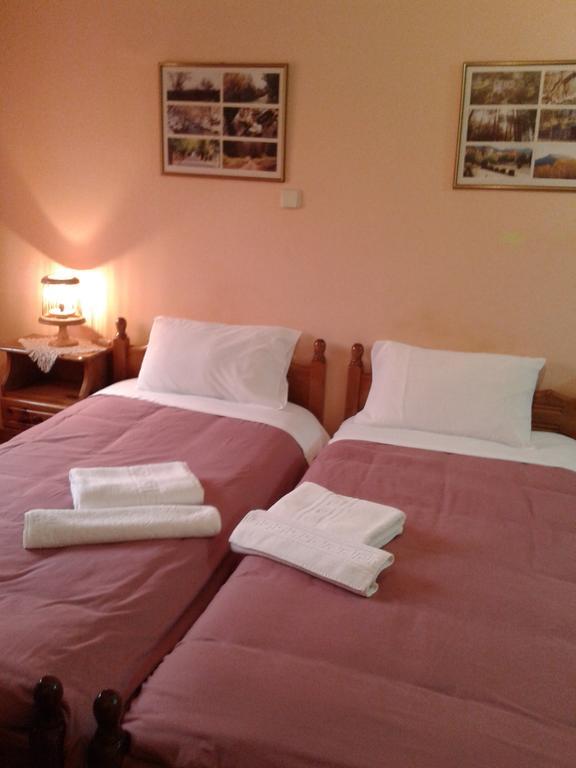 Zephyros Otel Vytina Dış mekan fotoğraf